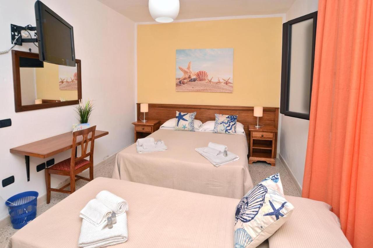 Coral B&B Porto Cesareo Eksteriør billede