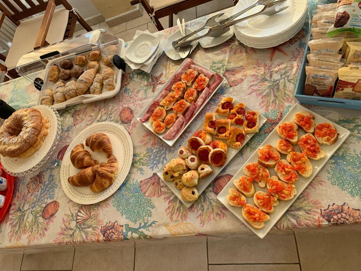 Coral B&B Porto Cesareo Eksteriør billede